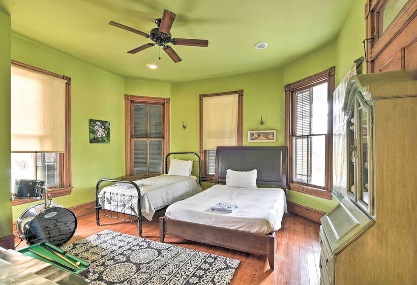 Historic Galveston Home, 1 Mile To Pleasure Pier!