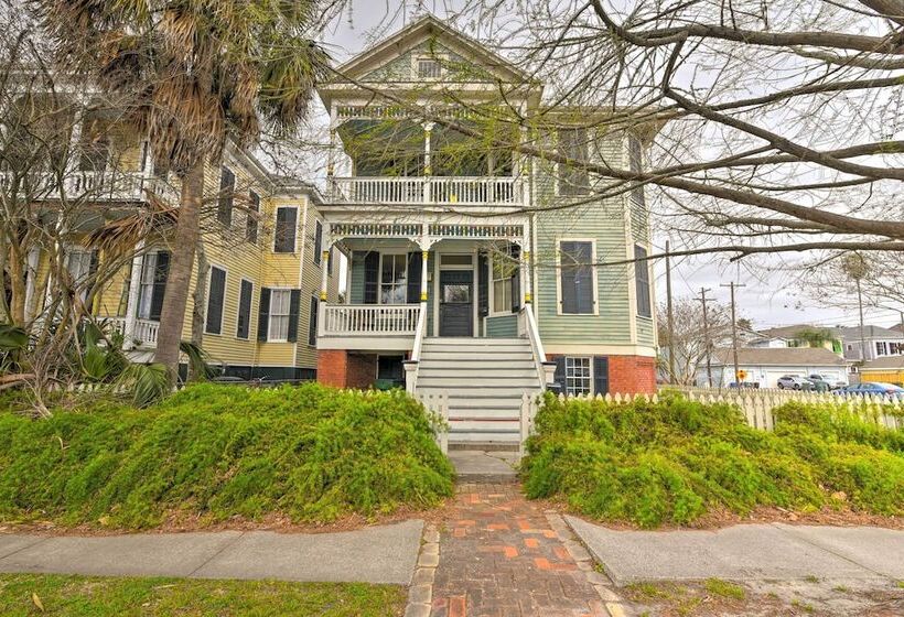 Historic Galveston Home, 1 Mile To Pleasure Pier!