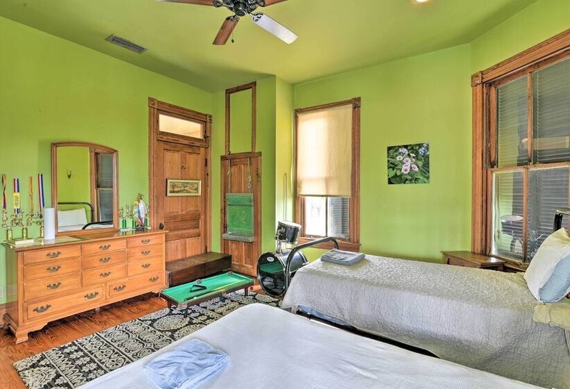 Historic Galveston Home, 1 Mile To Pleasure Pier!