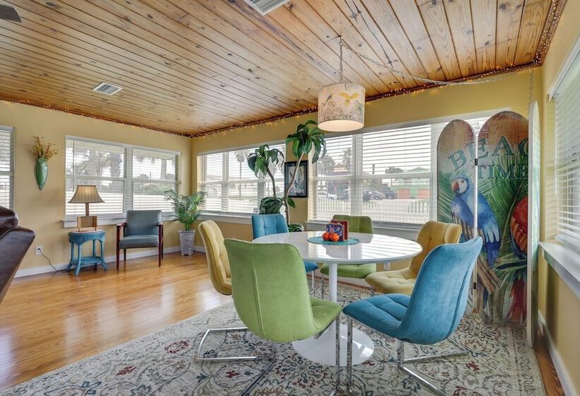 Historic St Augustine Bungalow: Walk To Beach