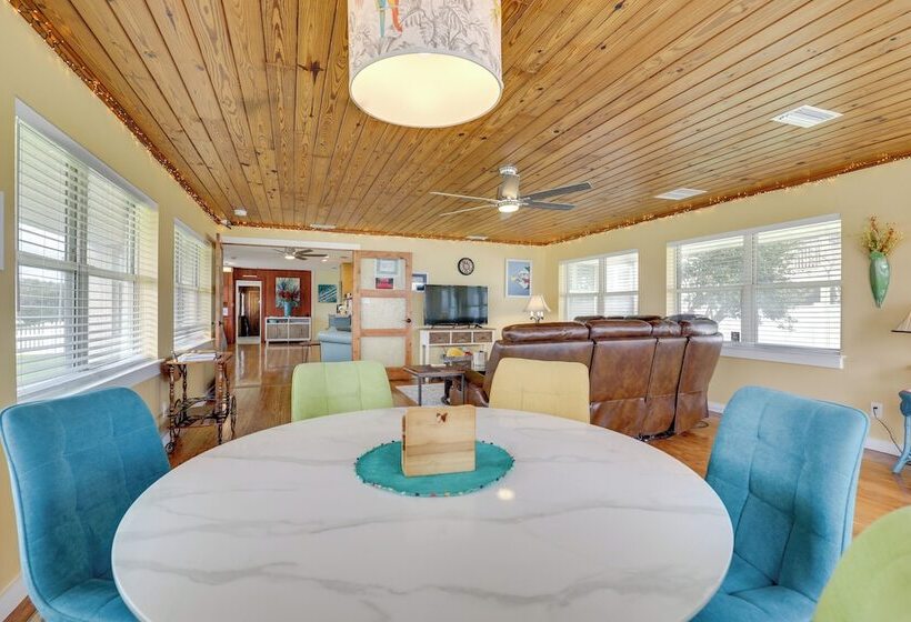 Historic St Augustine Bungalow: Walk To Beach