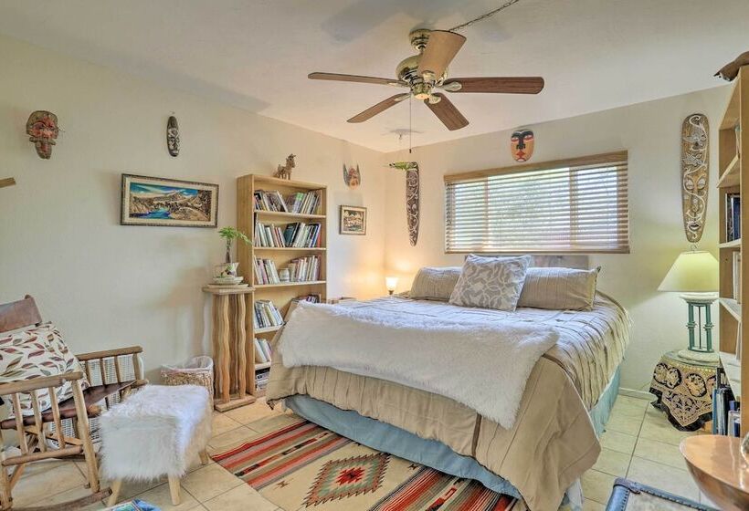 Desert Hot Springs Home W/ Geothermal Mineral Pool