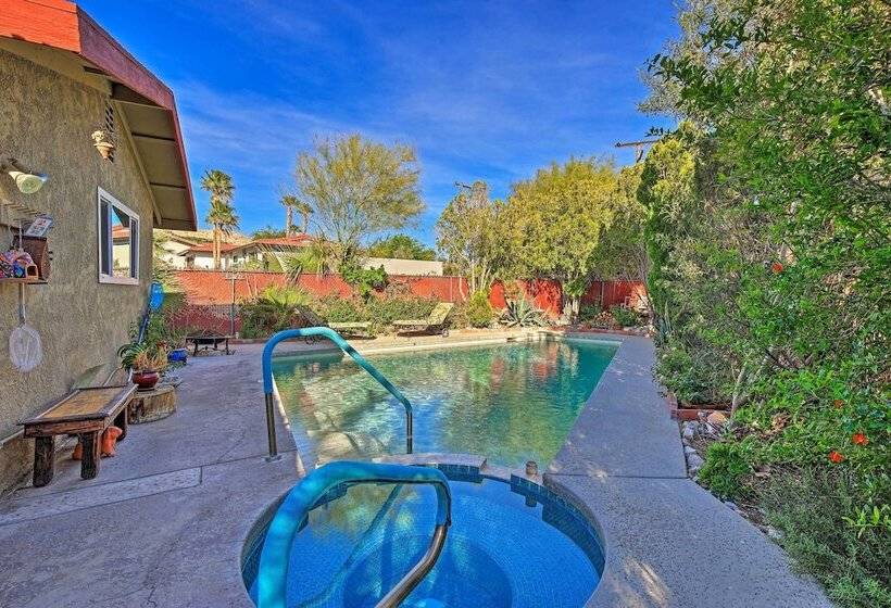 Desert Hot Springs Home W/ Geothermal Mineral Pool