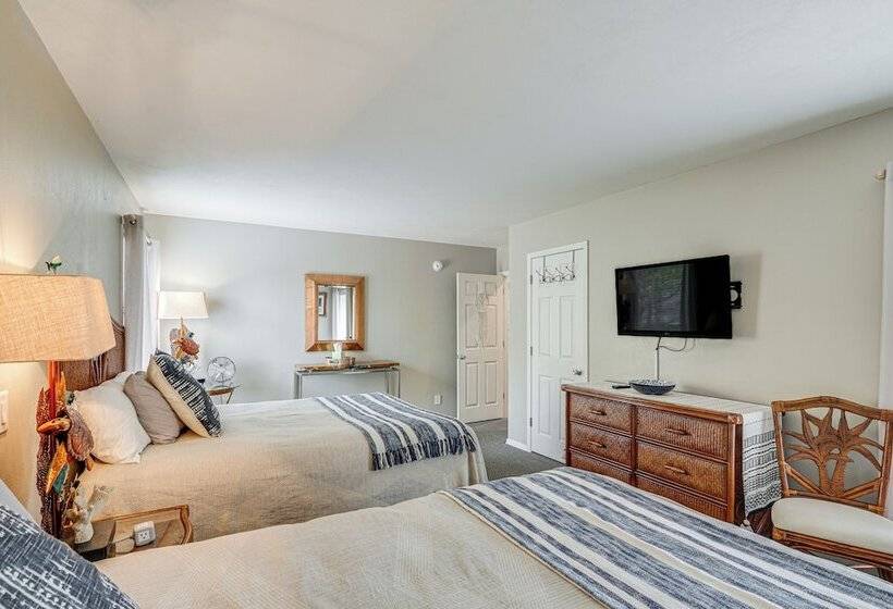 1 Mi To Margaritaville Resort: Osage Beach Home!