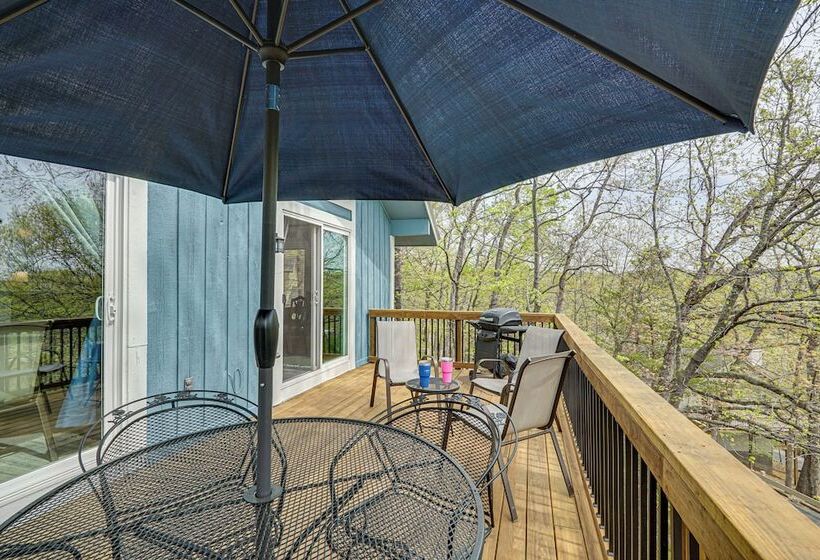 1 Mi To Margaritaville Resort: Osage Beach Home!