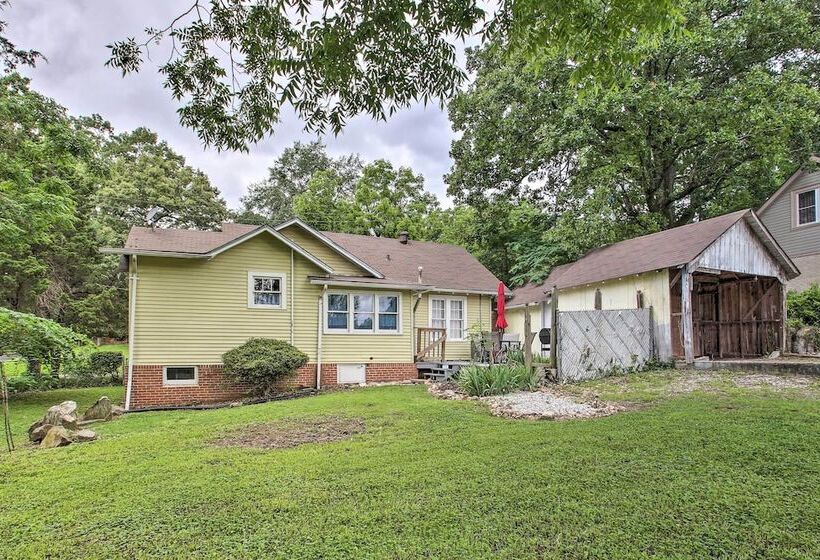 1/2 Mi To Hot Springs Nat L Park: Cottage W/ Patio