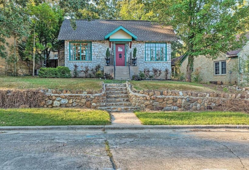 2 Mi To Hot Springs Nat L Park: Hot Tub Haven!