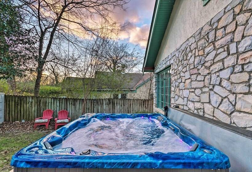 2 Mi To Hot Springs Nat L Park: Hot Tub Haven!