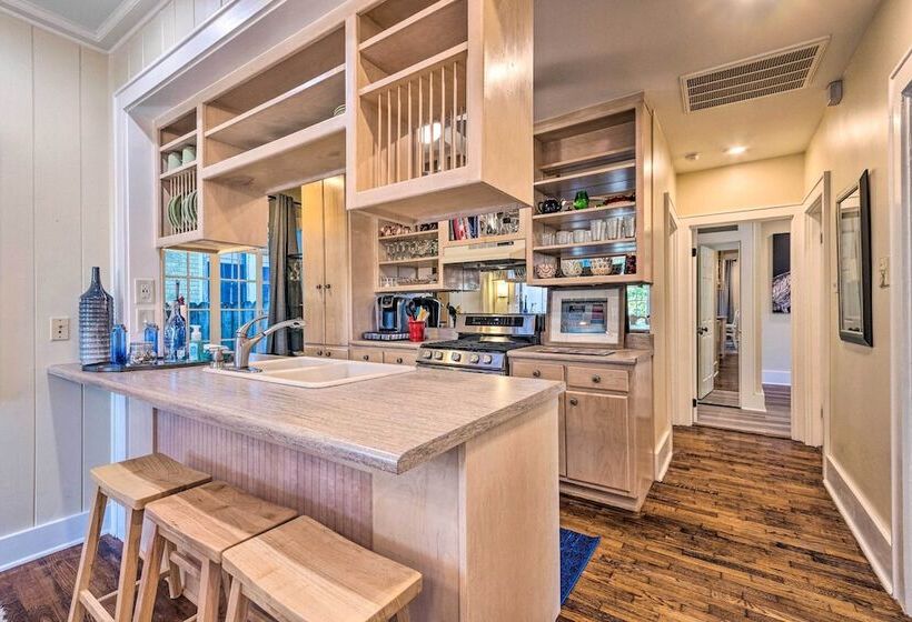 2 Mi To Hot Springs Nat L Park: Hot Tub Haven!