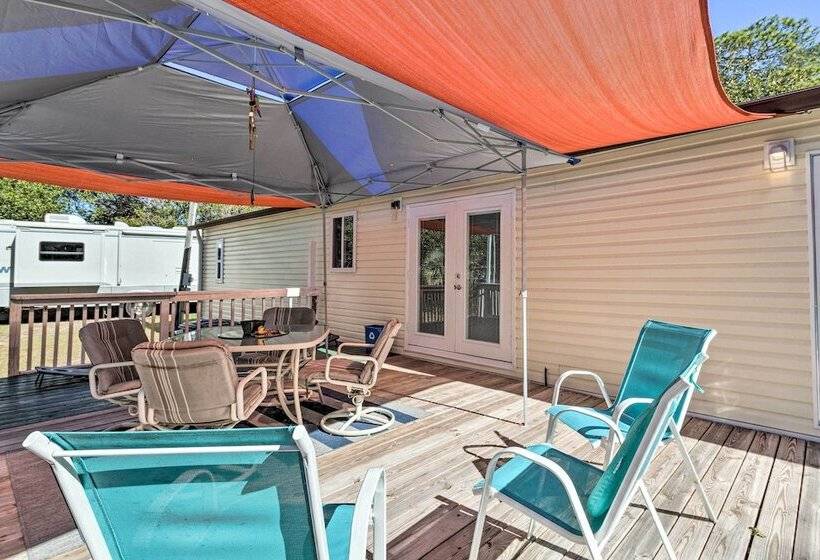 House W/ Deck + Fireplace, Walk To State Park