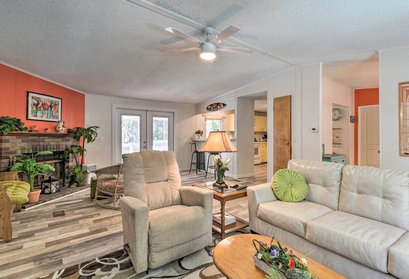 House W/ Deck + Fireplace, Walk To State Park