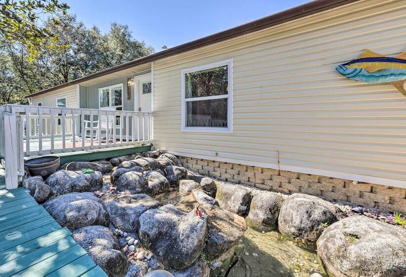 House W/ Deck + Fireplace, Walk To State Park