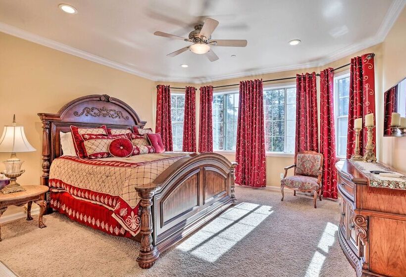 Huge Lake Arrowhead Home W/ 3 Decks & Grill!