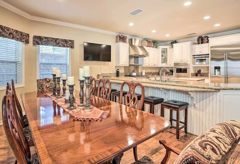 Huge Lake Arrowhead Home W/ 3 Decks & Grill!