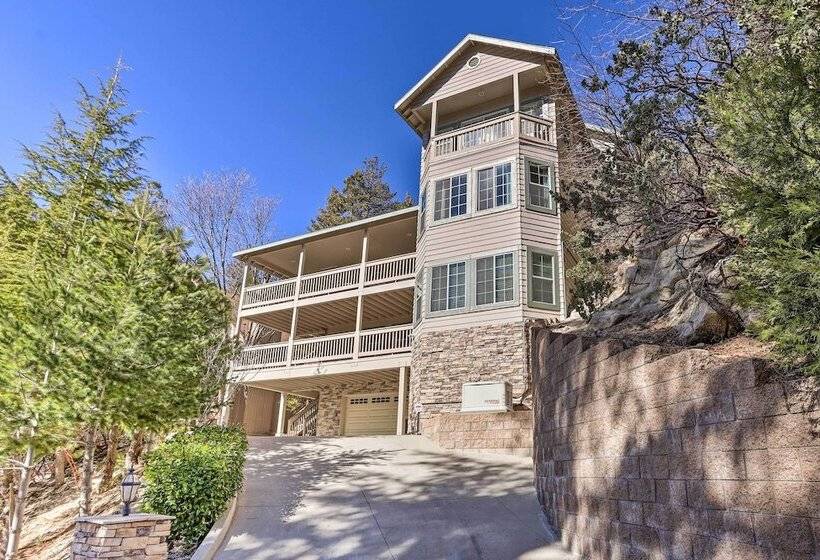Huge Lake Arrowhead Home W/ 3 Decks & Grill!