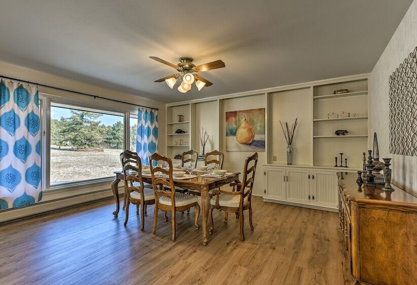 Spacious Colorado Retreat W/ Deck & Mountain Views