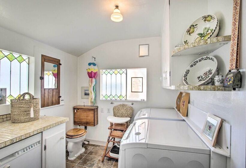 Waterfront Puget Sound Retreat: Steps To Beach!