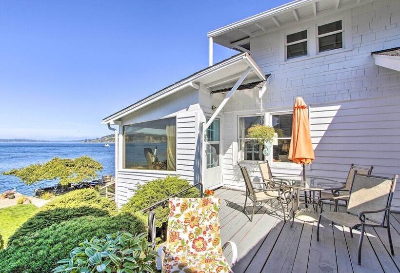 Waterfront Puget Sound Retreat: Steps To Beach!