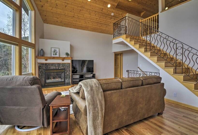 Idyllic Retreat ~ 20 Mi To Olympic National Park!