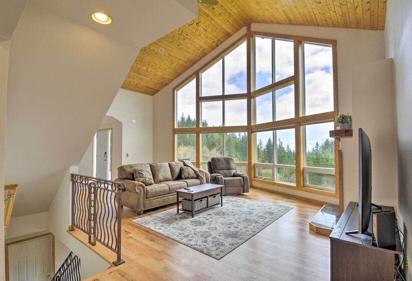 Idyllic Retreat ~ 20 Mi To Olympic National Park!