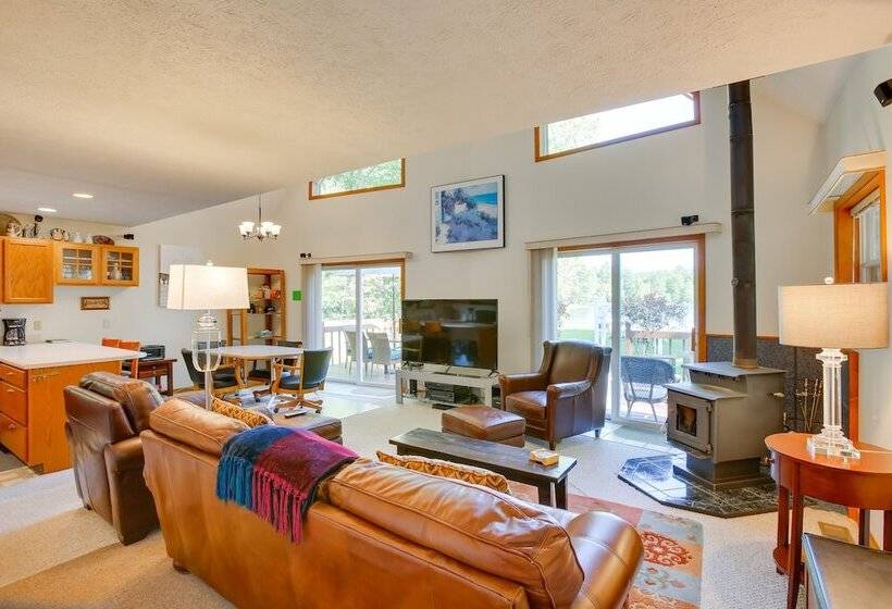 Interlochen Lakehouse W/ Deck, Fire Pit, & Dock!