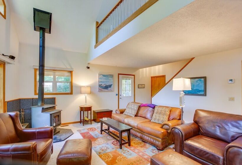 Interlochen Lakehouse W/ Deck, Fire Pit, & Dock!