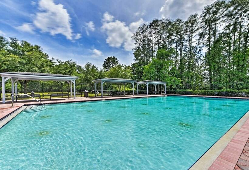 Jax Home W/ Yard  10 Mi To Adventure Landing!