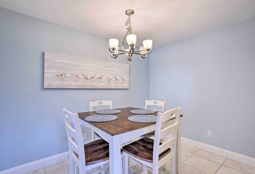 Jensen Beach Home W/ Pool Access < 1 Mi To Beach!