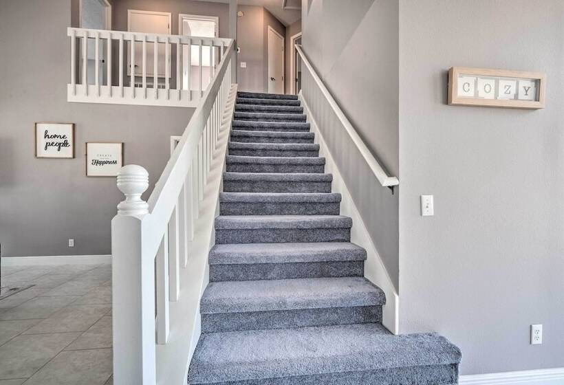 Kissimmee Home W/ Pool & Lanai ~ 5 Mi To Wdw!