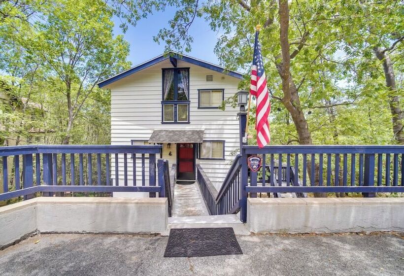 Lake Arrowhead Family Home W/ Game Room