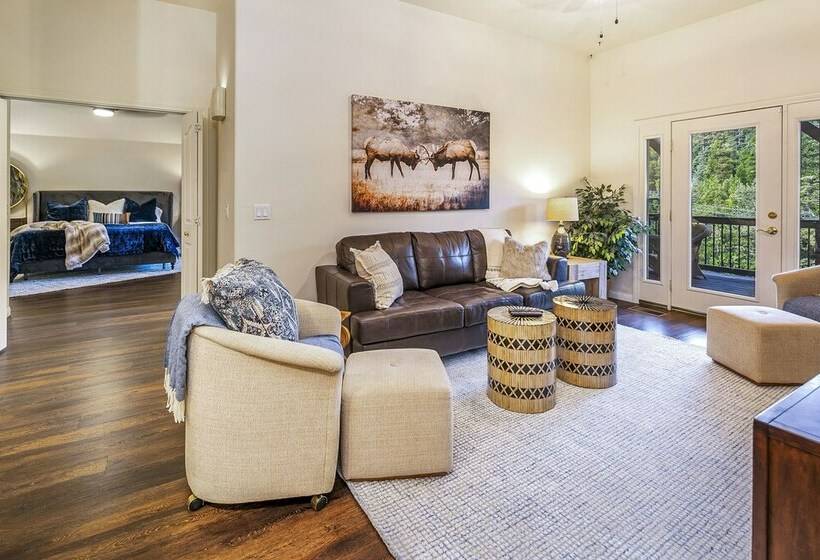 Lake Arrowhead Retreat W/ Decks + Mountain Views!