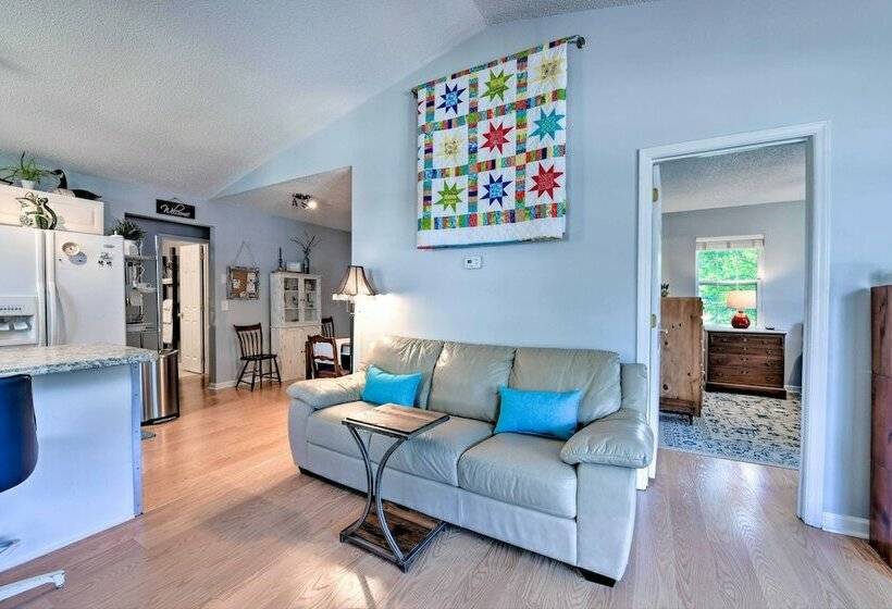 Lake Norman Home W/ Porch   Across From Marina!