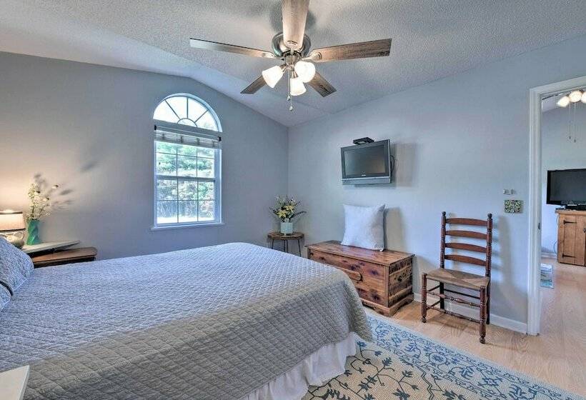 Lake Norman Home W/ Porch   Across From Marina!