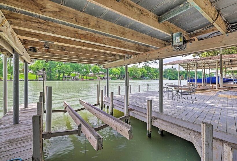 Seguin Home On Lake Placid W/ Boat Dock!