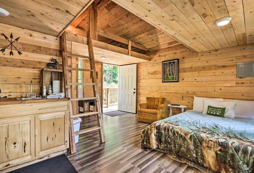 Lakefront Rocky Mount Main House W/ 3 Cabins!