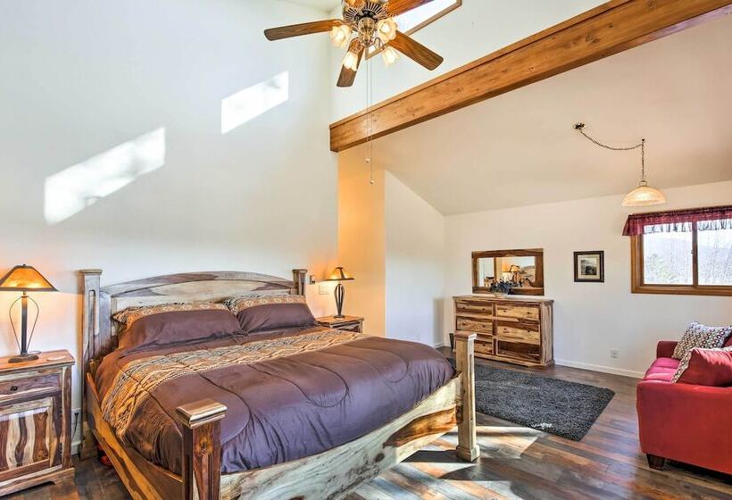 Large Home On 1 Acre: 2 Mi To Grand Lake Village