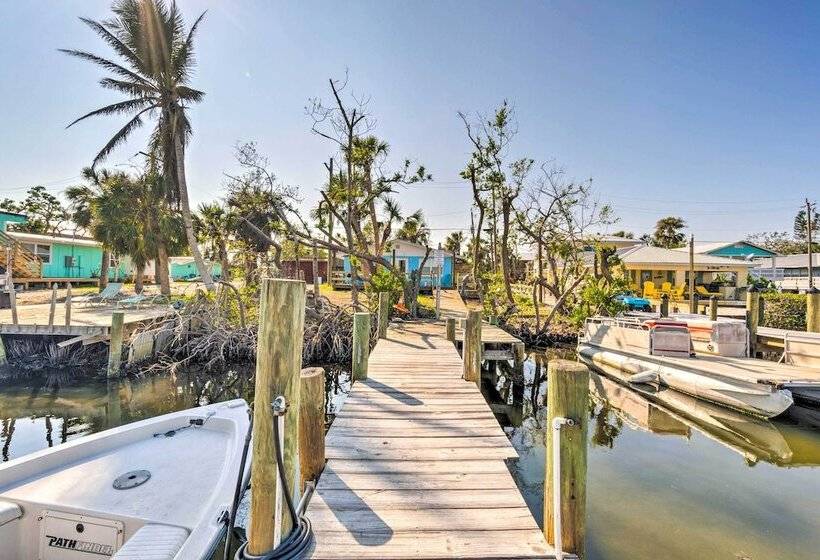 Little Gasparilla Home: Walk To Beaches!