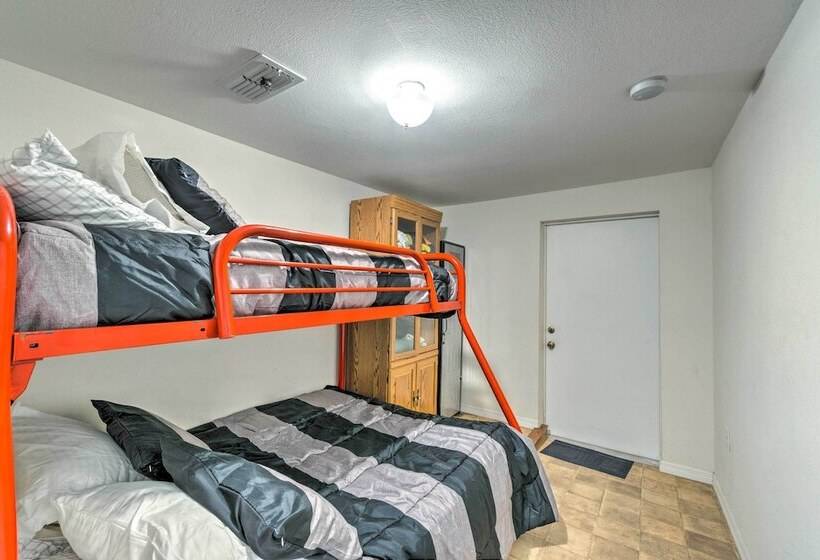 Little Gasparilla Home: Walk To Beaches!