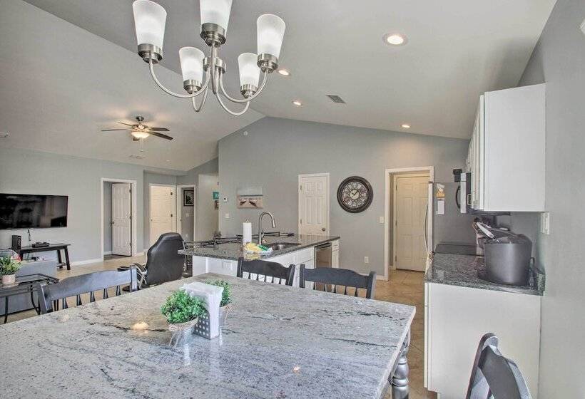 Lovely Florida Coastline Home By Perdido Key!