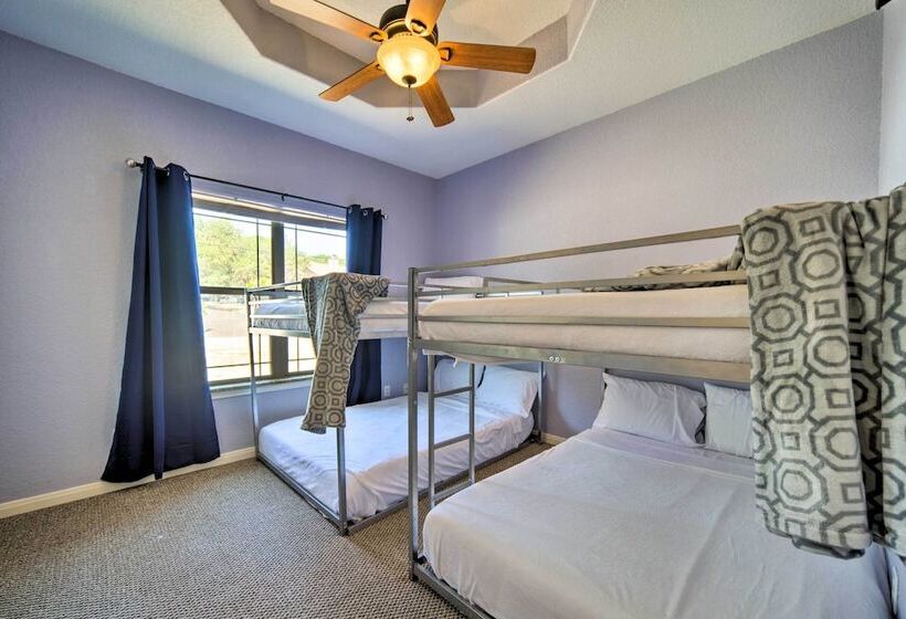 Luxe Canyon Home: Decks, Hot Tub + Lake Views