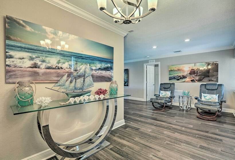 Luxe Cape Coral Escape W/ Pool: 4 Mi To Beach