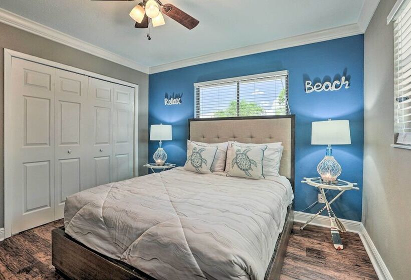 Luxe Cape Coral Escape W/ Pool: 4 Mi To Beach