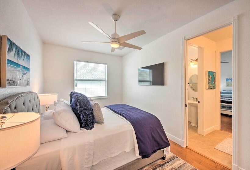 On Canal: Luxe Cape Coral Oasis W/ Pool & Lanai!