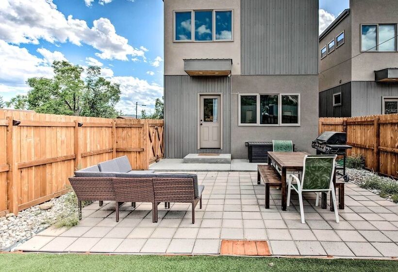 Modern Buena Vista Home W/ Luxe Interior & Views!