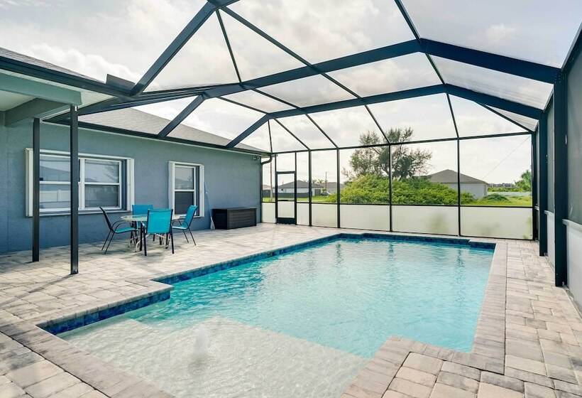Modern Home W/ Patio & Grill In Cape Coral!