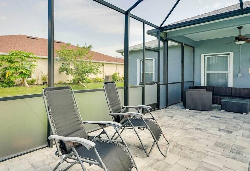 Modern Home W/ Patio & Grill In Cape Coral!