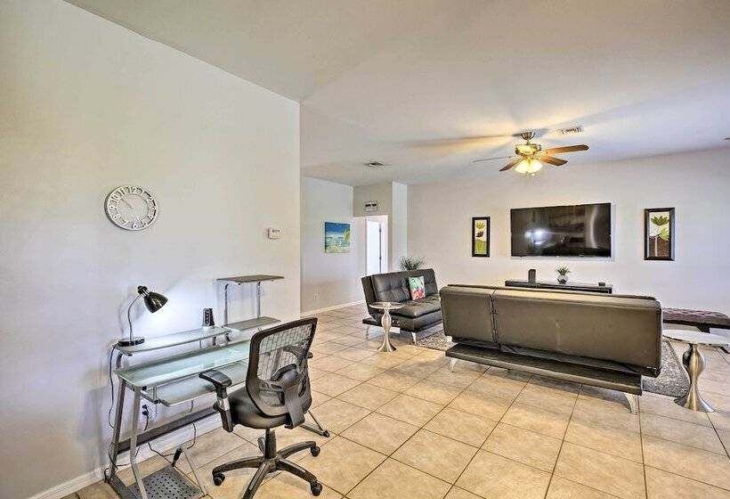 Modern Home W/ Patio & Grill In Cape Coral!