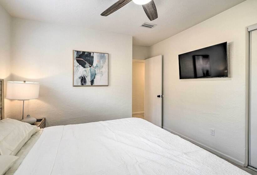 Walkable Florida Duplex: 2 Blocks To Cocoa Beach!