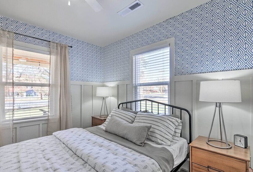 Modern Kanab Home: Fire Pit, Red Rock Views!