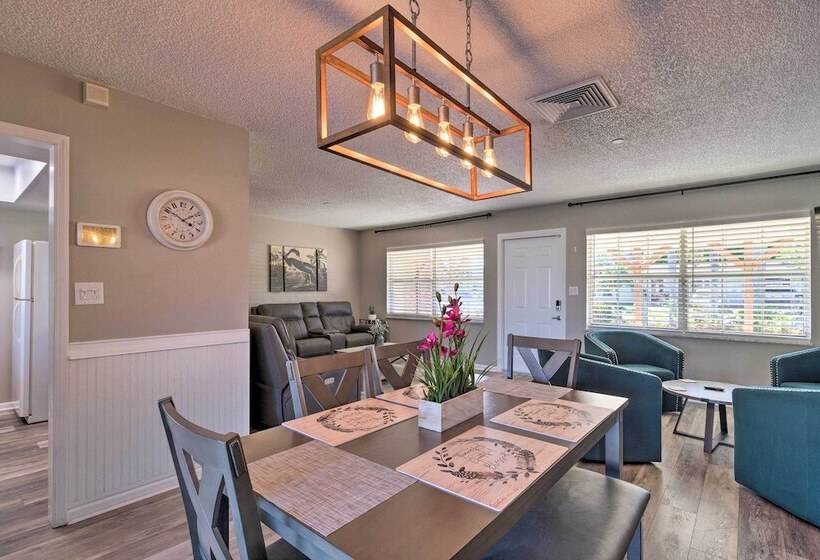 Modern Port St Lucie Home W/ Private Outdoor Oasis